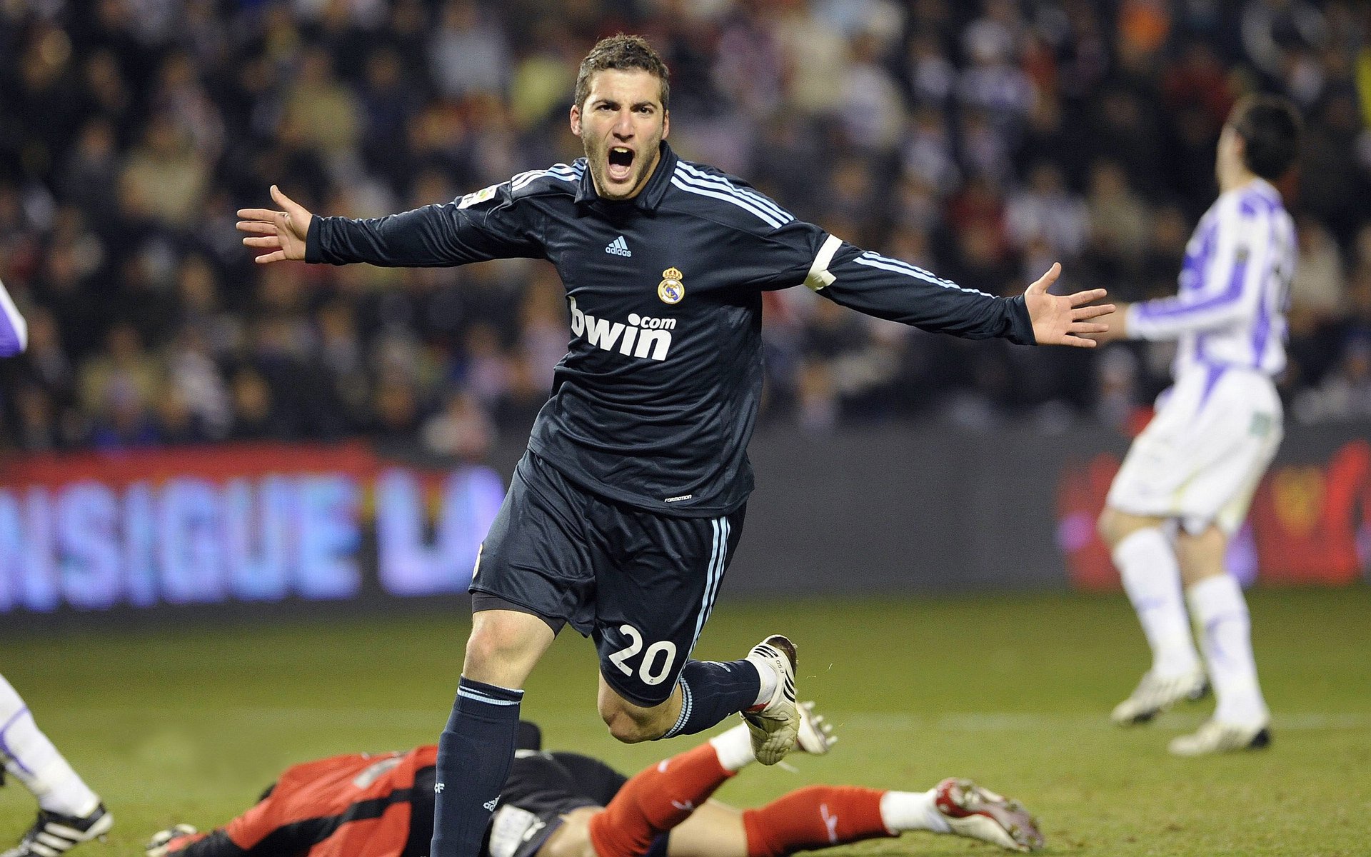 决胜时刻表现惊艳，凡尘组合2-1击败世界第18，凡尘组合全运会